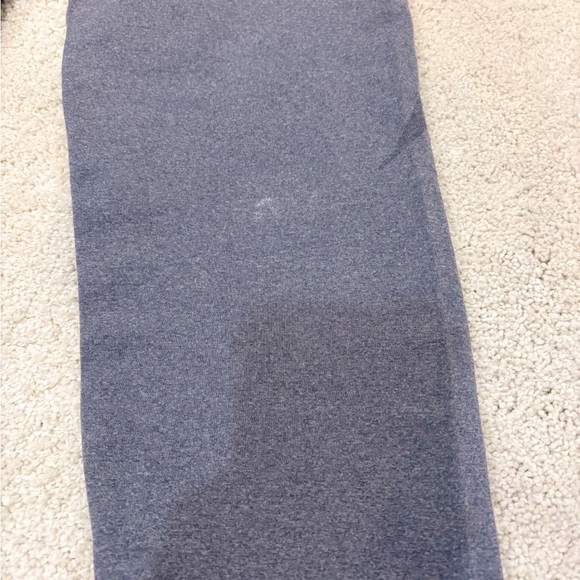 NVGTN Grey Leggings Size Medium - Picture 5 of 6